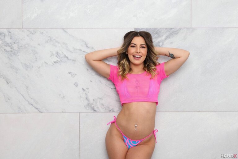 Chanel Camryn 8k vr sex movies