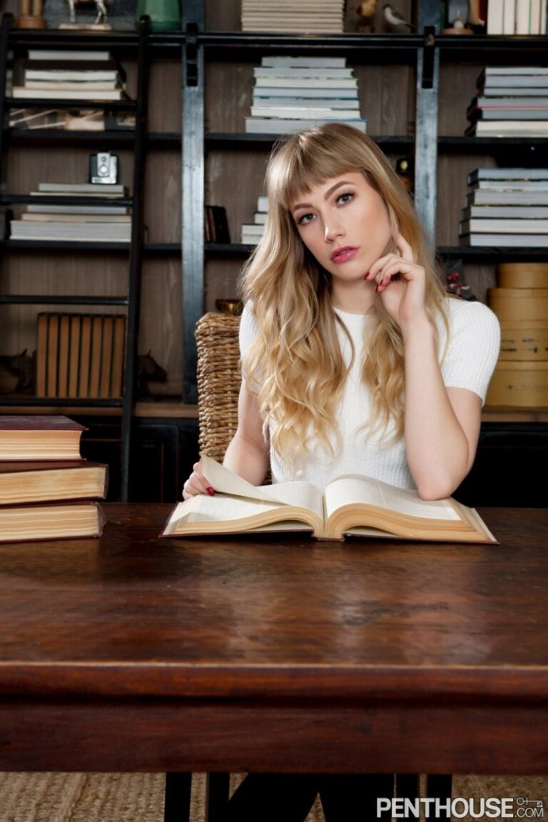 Ivy Wolfe 4k vr xxx videos