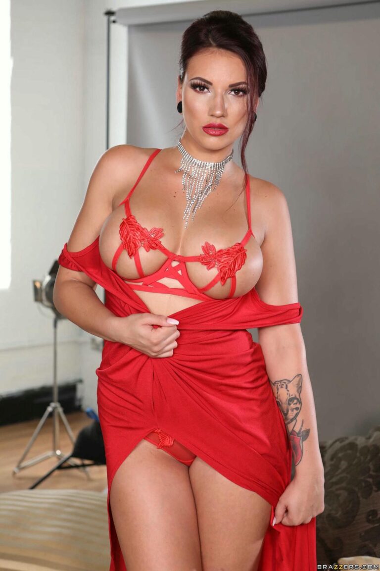 Jolee Love vr porn scenes